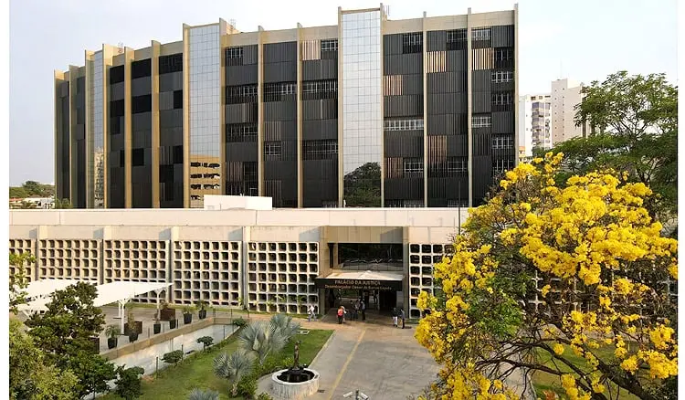 Caiado nomeia Augusto Ventura como desembargador do TJ-GO 2 Caiado nomeia Augusto Ventura como desembargador do TJ-GO