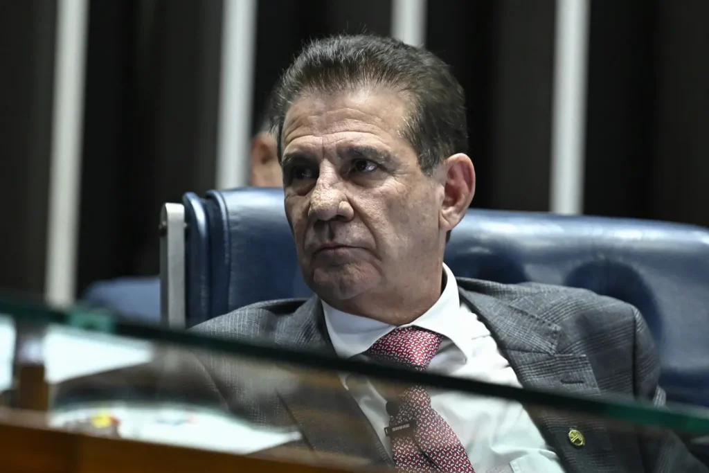 Aliados de Vanderlan falam em PSD reestruturado, mas partido vive racha interno