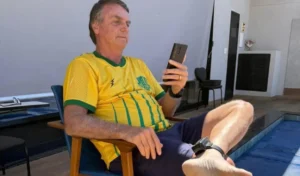 PL sob tornozeleira? Anda, mas não sai do lugar, como Bolsonaro em casa