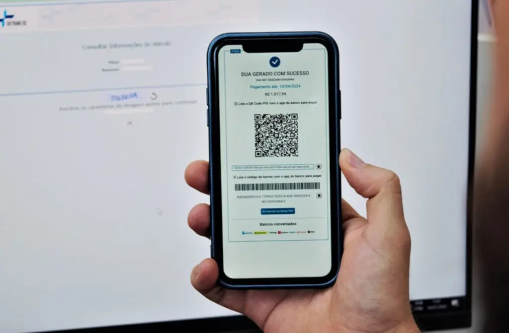 Golpe do IPVA cresce em 2025 e deixa motoristas em alerta em Goiás
