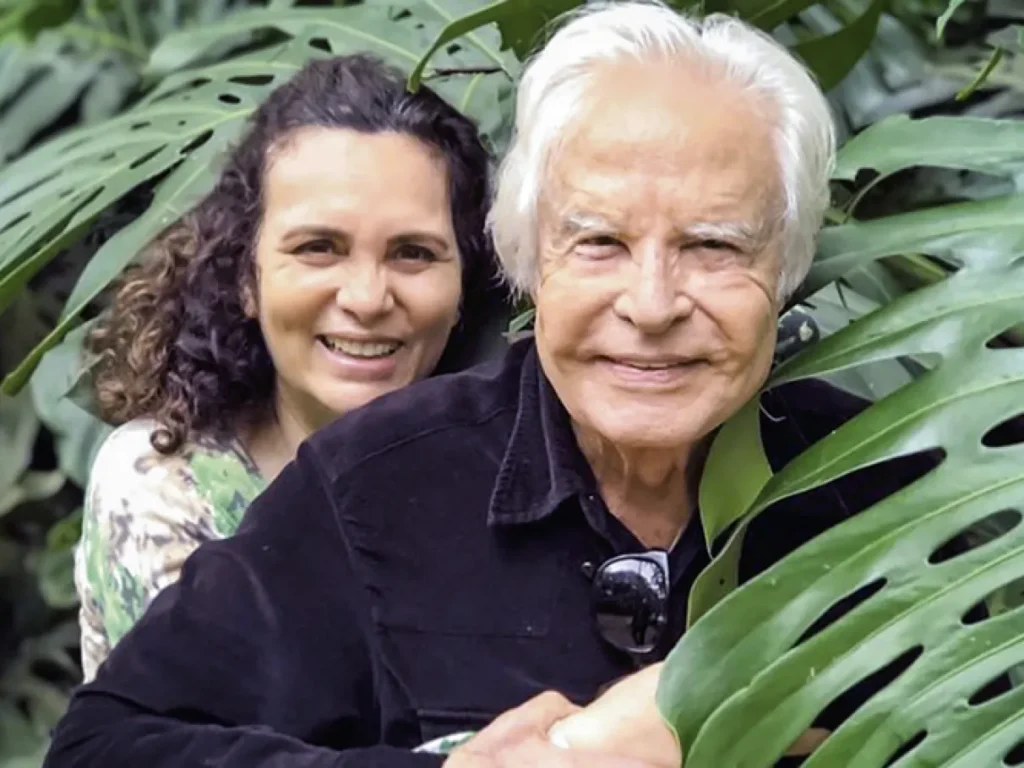 Justiça intima viúva de Cid Moreira em processo sobre movimentação ilegal de R$ 100 milhões 2 Cid Moreira