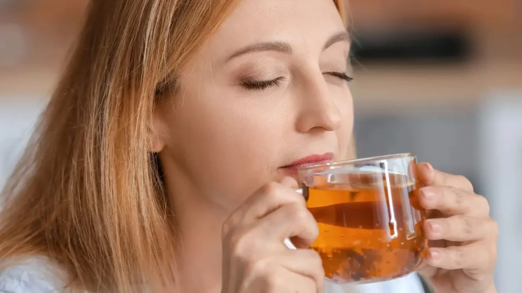 O ideal é variar as ervas, fazer pausas semanais e observar como o corpo reage.| foto: reprodução/canva