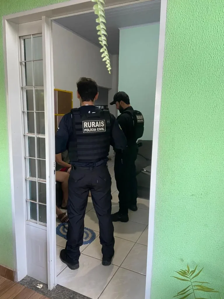 Polícia Civil cumpre 18 medidas judiciais em operação contra homicídios e tráfico de drogas em Goiás 2 Operação