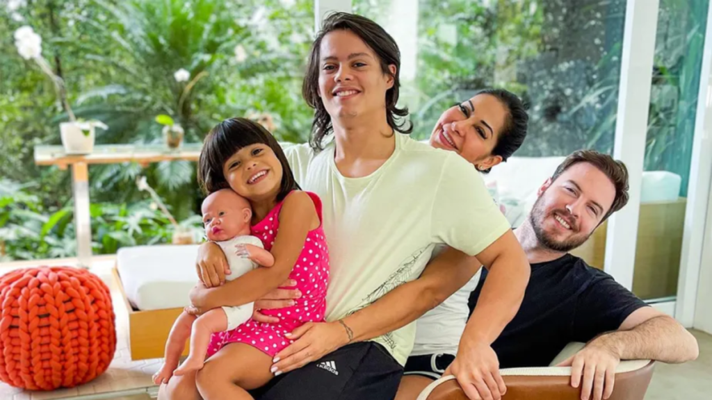 Maíra Cardi relata momentos de tensão após o nascimento da filha Eloáh 3 Maíra