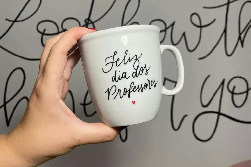 Dia dos Professores aquece o varejo e reforça o papel econômico da educação no Brasil 2 lembrancinha dia dos professores destacada