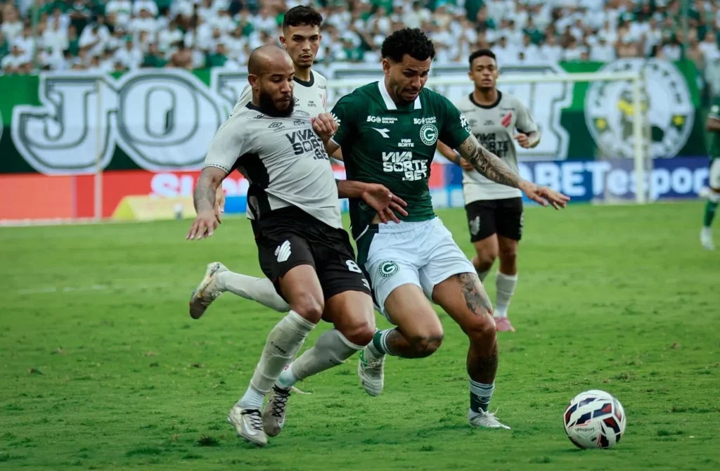 O gol da partida foi marcado por Viveros no segundo tempo (Foto: Rosiron Rodrigues | GEC)