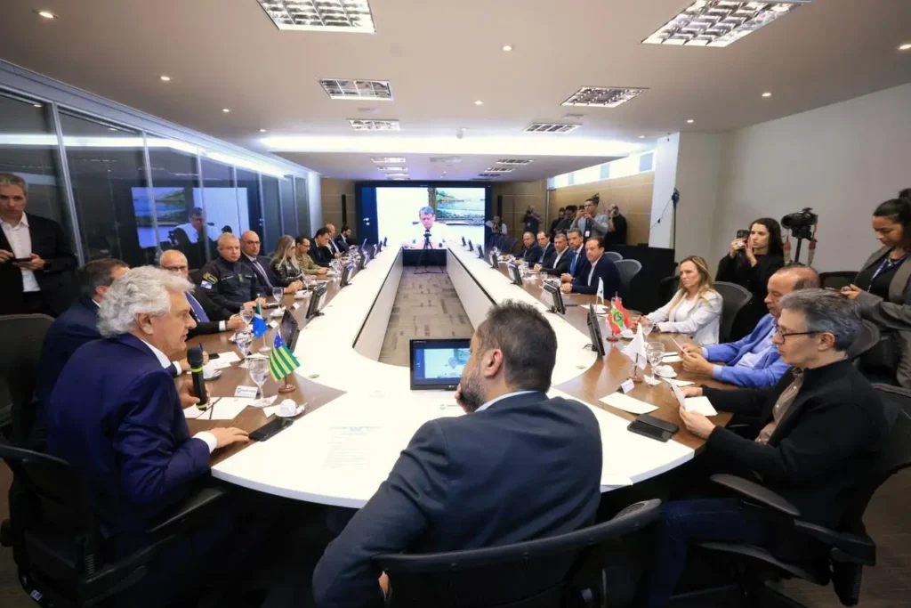 Projeção nacional de Caiado ganha impulso com debate da segurança pública 2 Caiado