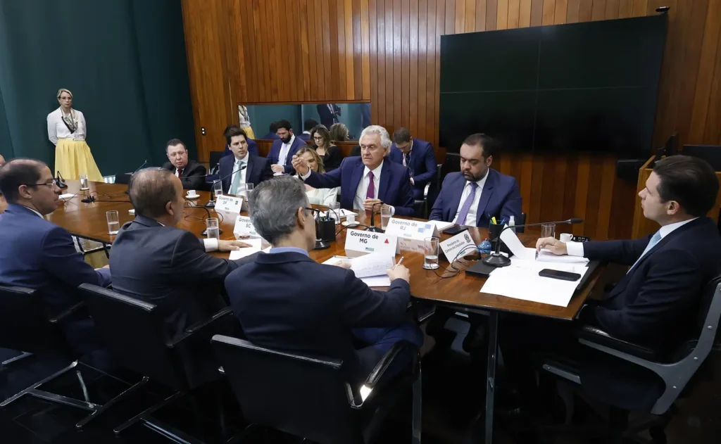 Em Brasília, Caiado e governadores pedem tempo para discutir projetos de segurança