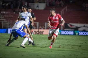 O Colorado soma 46 pontos na tabela, em 12º colocado (Foto: Roberto Corrêa | VNFC)