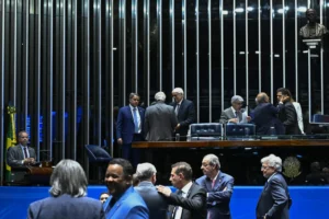 Municípios temem perdas de R$ 5 bi com isenção do IR em até R$ 5 mil e pedem compensação