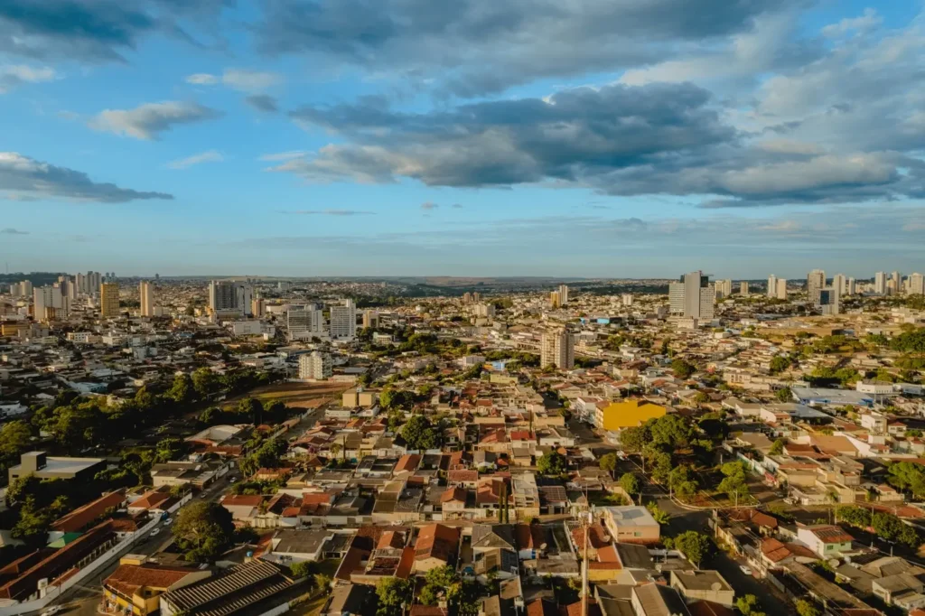 Crescimento populacional acelera urbanização e redefine mercado imobiliário em Anápolis 2 Anápolis