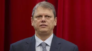 Tarcísio amplia alcance eleitoral para 2026 e adequação do discurso deve ser desafio