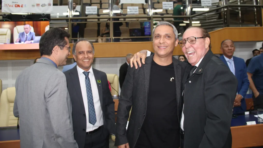 Visitas à Câmara de Goiânia viram palco de pré-campanhas para 2026