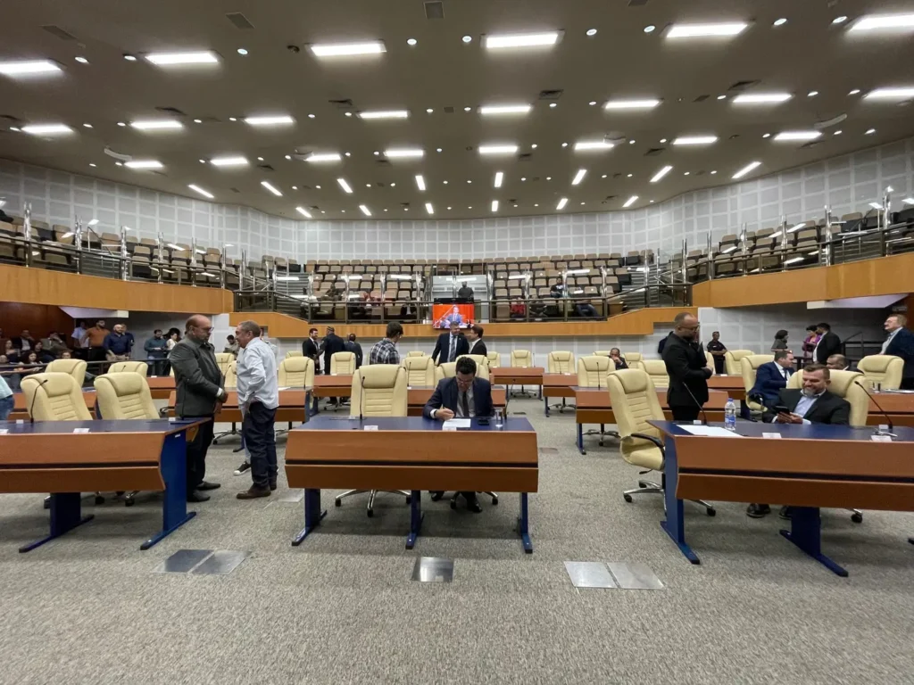 LDO e LOA seguem paralisadas na Câmara de Goiânia