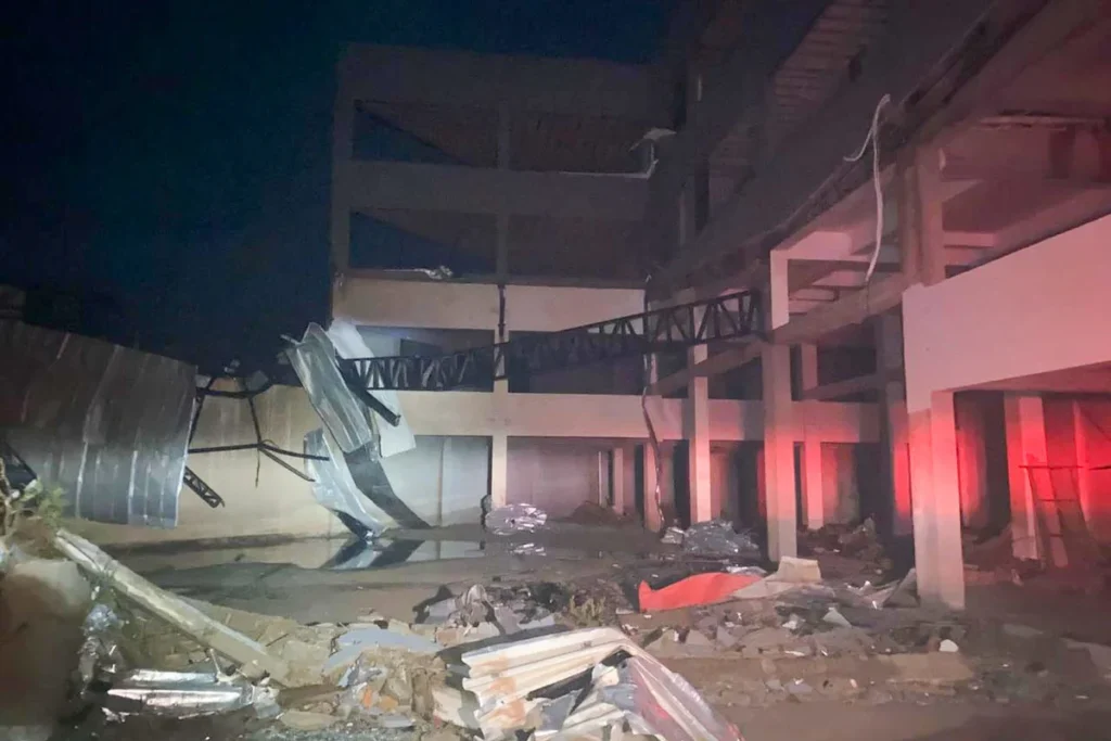 Tornado com ventos de ate 250 kmh devastou o municipio de Rio Bonito do Iguacu no Parana. Ao menos seis pessoas morreram Metropoles 13