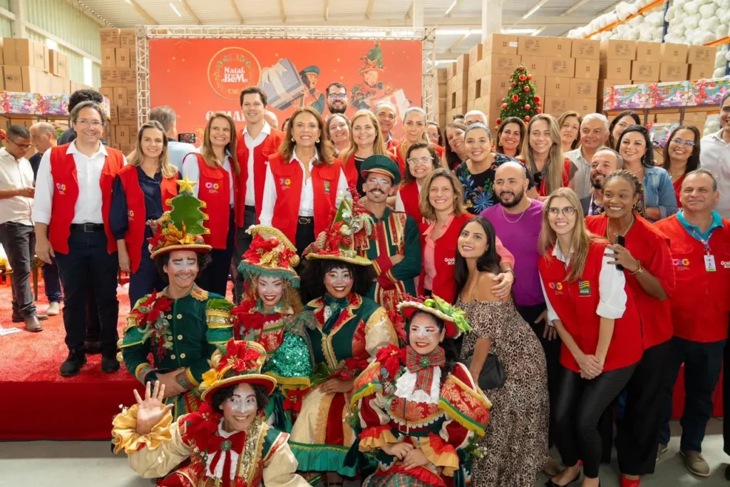 Governo de Goiás inicia entrega de 665 mil brinquedos e lança campanha Natal do Bem 2025 3 Natal do Bem