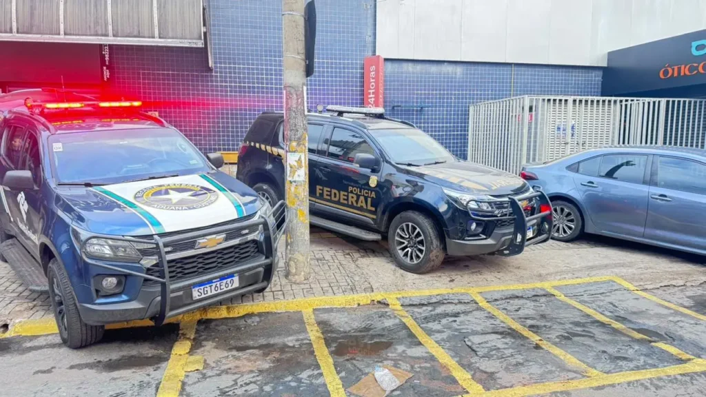 PF mira esquema de contrabando e faz operação em loja do Camelódromo de Campinas, em Goiânia 2 WhatsApp Image 2025 11 18 at 15.23.42