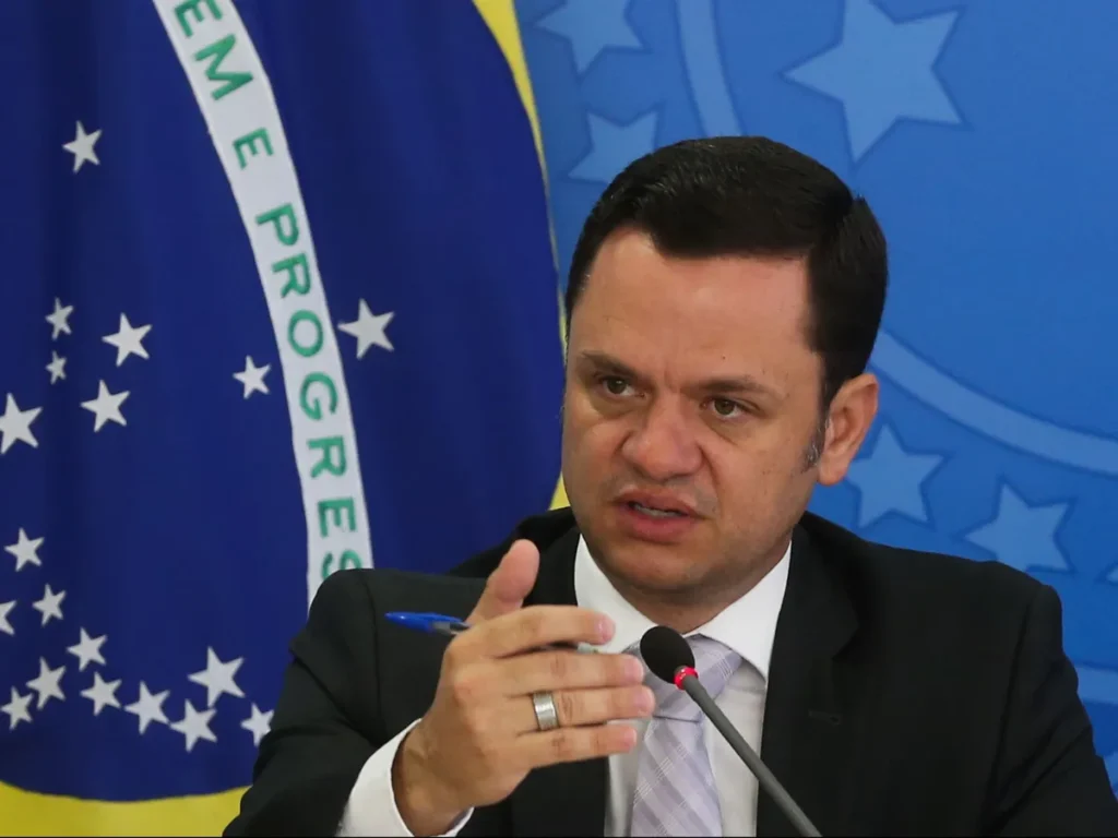 Com depressão, Torres pede para cumprir pena na PF ou em batalhão da PM 3 ministro da justica seguranca publica anderson torres e1658053367121