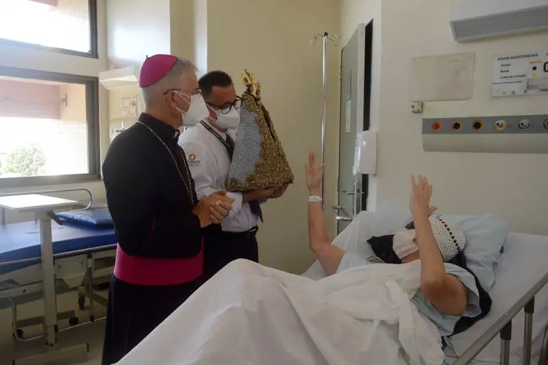 up ag 29765 a2579efb 3c84 918a 0823 08858f3e7afe