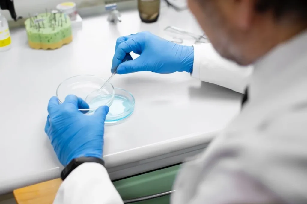 Exame toxicológico passa a ser obrigatório para tirar a 1ª CNH nas categorias A e B 2 11 abre 2 Freepik