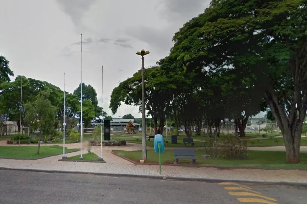 Ex-prefeito de Firminópolis é condenado por desvio de verba pública e usurpação de função 2 prefeito