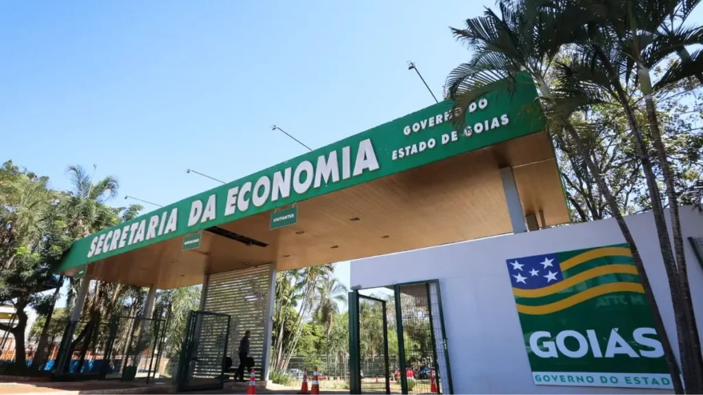 Sefaz-GO abre concurso com 75 vagas e salário inicial de R$ 28,5 mil 2 Sefaz