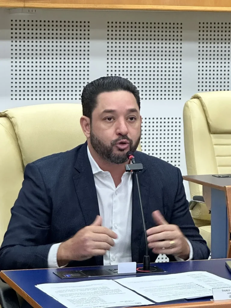 Revogação da Taxa do Lixo, empréstimo de R$ 132 mi e LOA passam antes do recesso