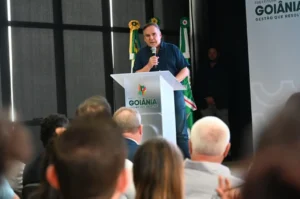 Mesmo com R$ 1,6 bi em caixa, Mabel insiste em prorrogar calamidade na Saúde