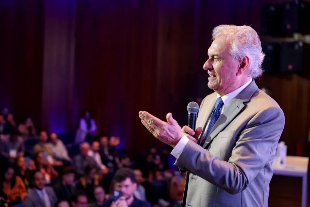 Escolha de Bolsonaro pelo filho não afasta candidaturas de governadores 2 Bolsonaro