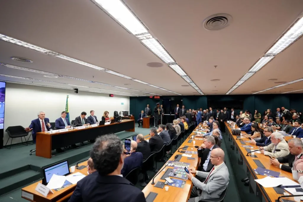 PEC da Segurança: Caiado critica tentativa de retirar autonomia dos estados 2 segurança