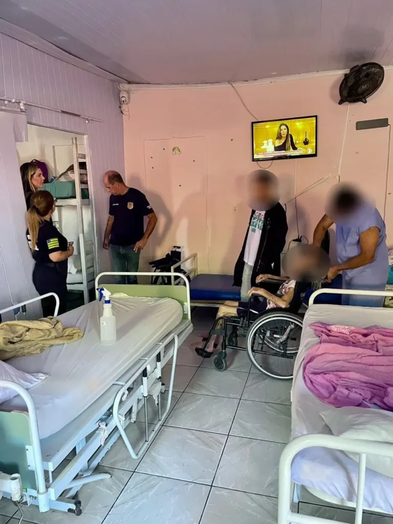 Instituição de permanência de idosos em Goiânia é fechada após denúncias de irregularidades 2 Ação