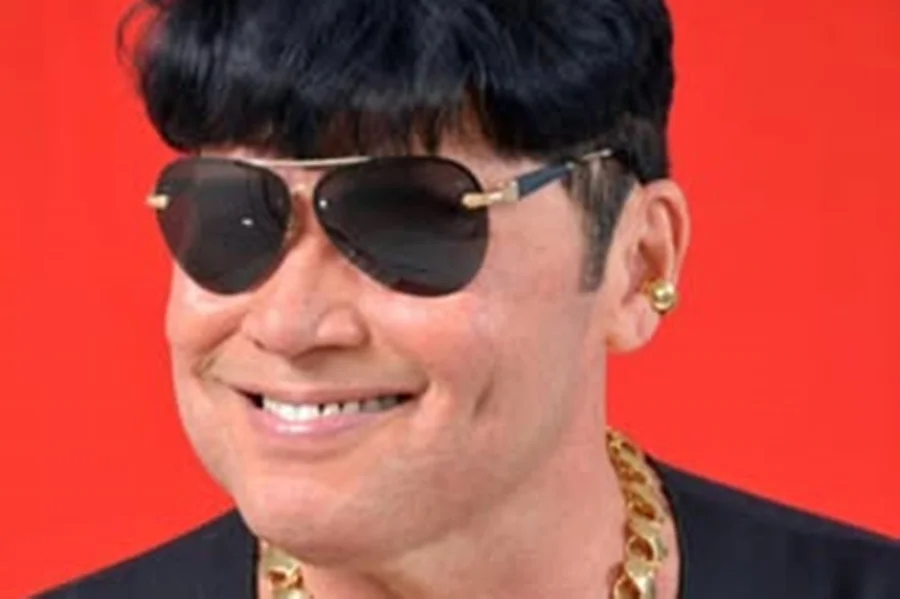 44eb0e86 ray douglas scaled 1