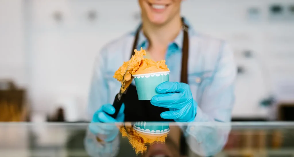 A escassez de mao de obra no setor de sorvetes