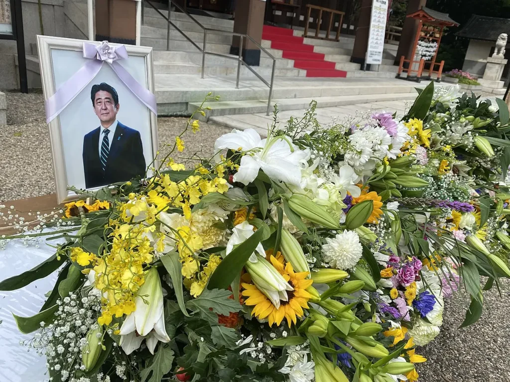 Flower offering for Abe Shinzo 20230708