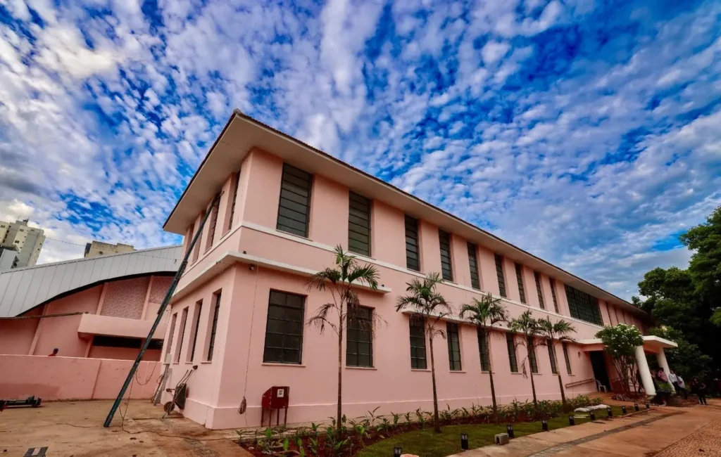 Tombado como patrimônio histórico em estilo Art Déco, o Lyceu sempre foi mais do que uma unidade de ensino: tornou-se espaço de formação cidadã, debate e construção de futuro | Foto: Wesley Costa/Secom Goiás