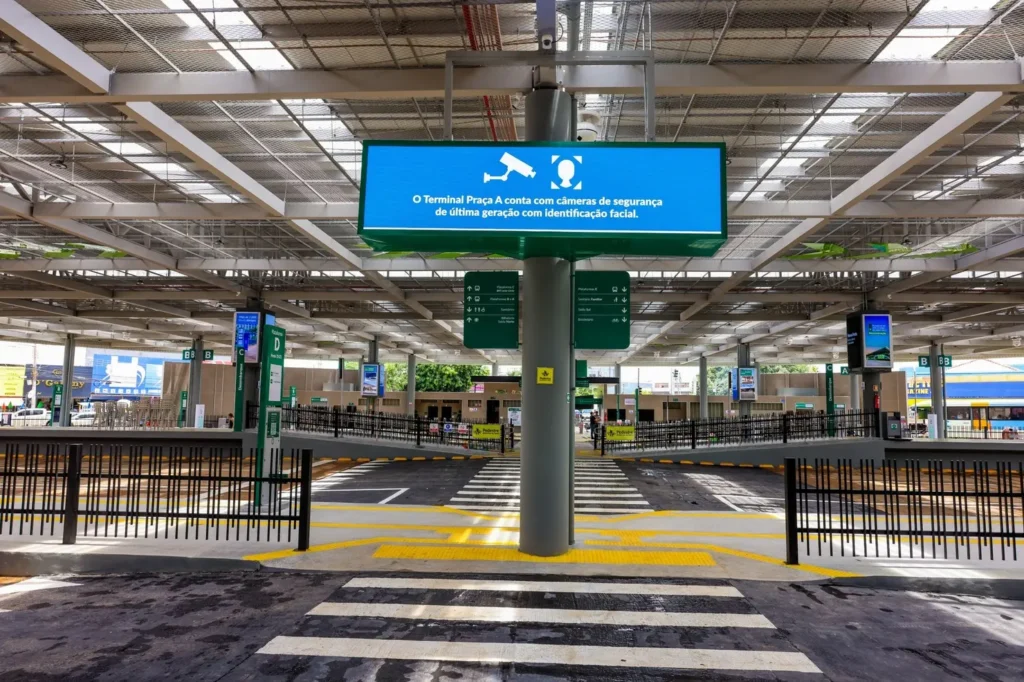 ee9bd7d0 3d08 4859 8ac6 fc861b62bc67