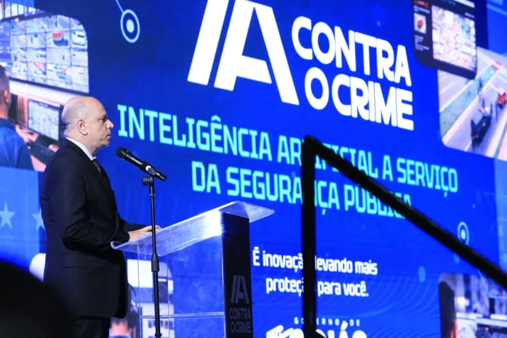 Goiás vira referência nacional no combate ao crime, apontam autoridades da justiça goiana 2 Goiás como referência nacional em segurança pública durante lançamento do Programa IA contra o crime | _Fotos: Wesley Costa e André Saddi_