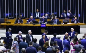 Base governista trabalha para manter hegemonia na Câmara dos Deputados