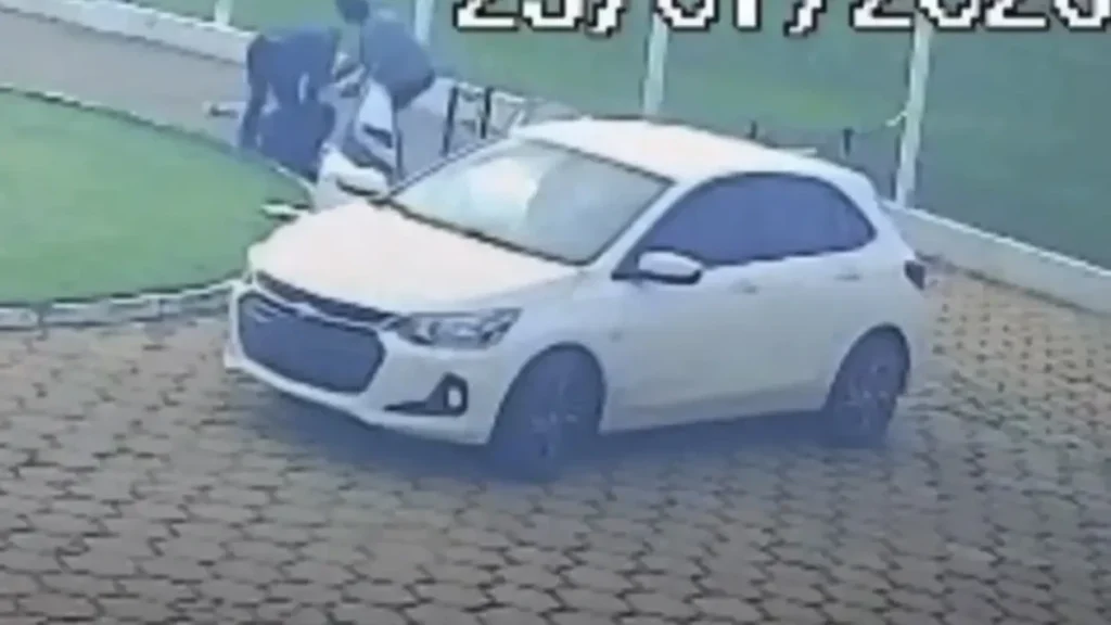 Sequestradores queriam extorquir R$ 100 mil de empresária em Caldas Novas, diz polícia 2 empresária