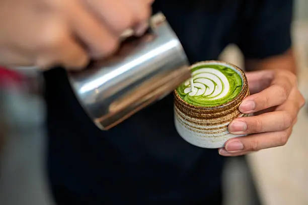 Matcha: o chá que conquistou o Brasil se consolida como tendência de lifestyle e impulsiona novos hábitos 2 Matcha