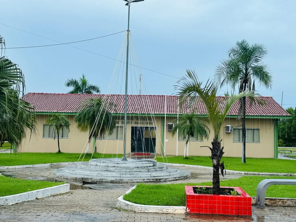 Prefeitura de Couto Magalhães abre concurso com salários de até R$ 15 mil 2 Couto Magalhães