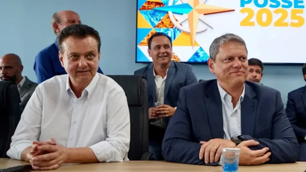 Racha entre Tarcísio e Kassab embaralha planos nacionais do PSD