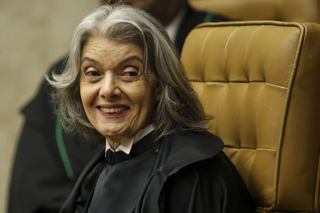 Discursos na reabertura do ano político viram recados cruzados entre Poderes