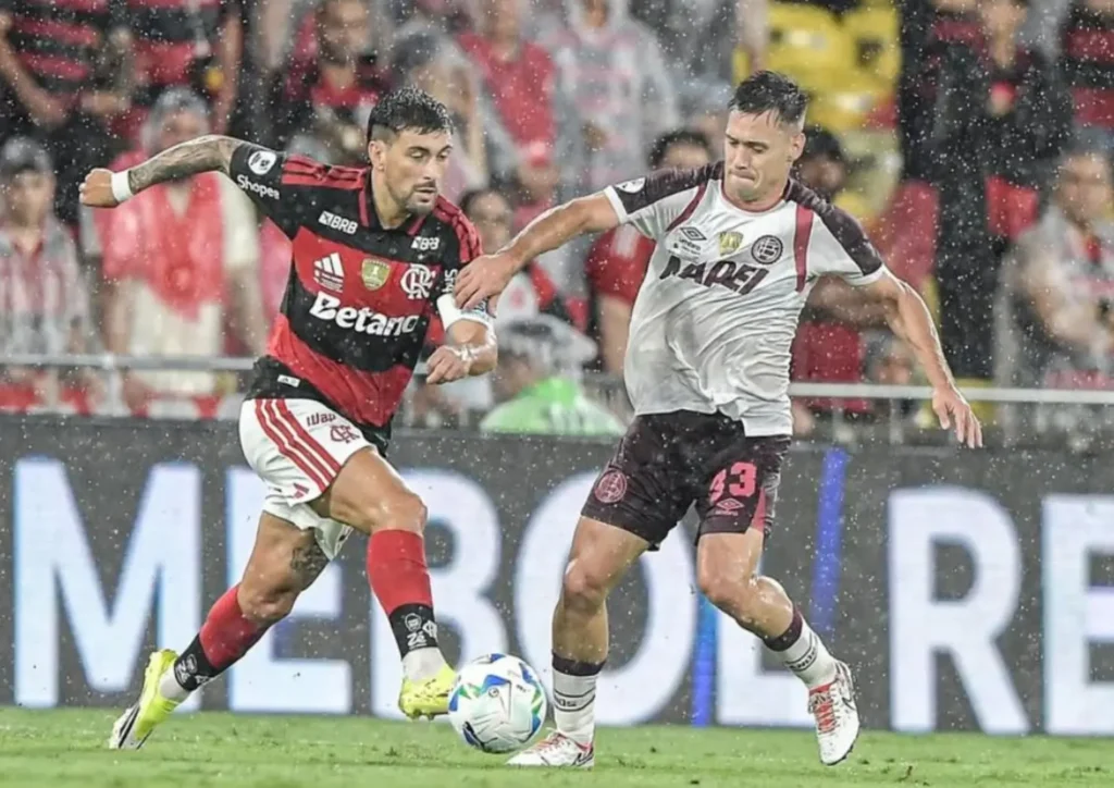 Flamengo sofre virada na prorrogação e Lanús conquista a Recopa no Maracanã