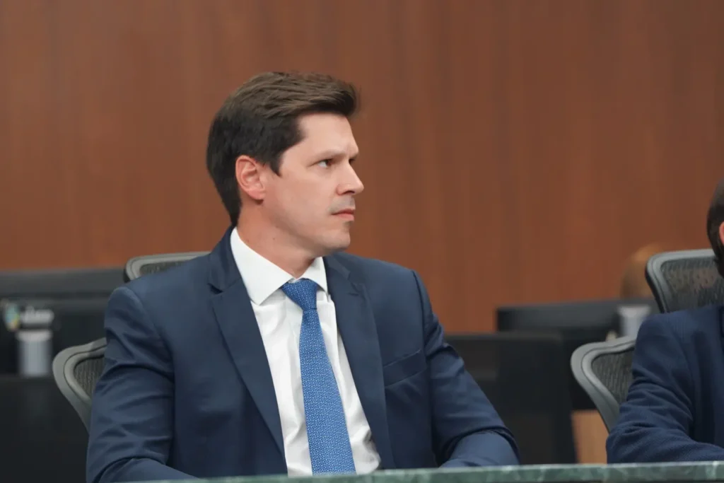 Gestão aprovada garante voto? O desafio de Daniel até outubro