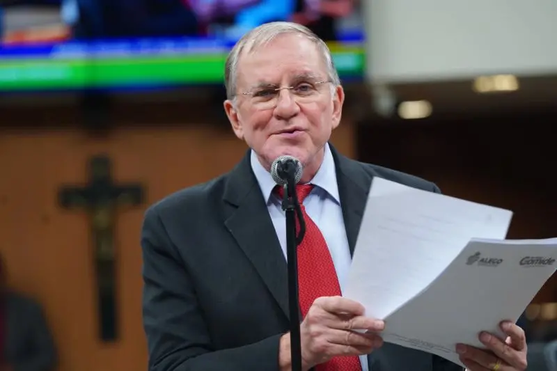 Projeto de Gomide acesso a polilaminina