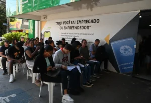 Feirão de vagas em Goiás