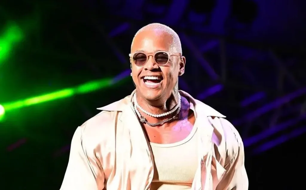 Shows gratuitos de Léo Santana e Dennis DJ movimentam pré-carnaval de Goiânia