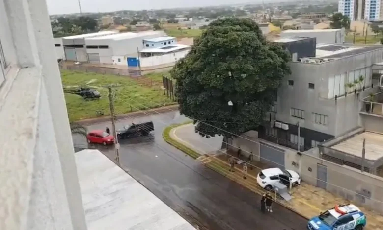 Dupla que roubou motorista de aplicativo é presa após perseguição com apoio aéreo em Goiânia 2 Motorista
