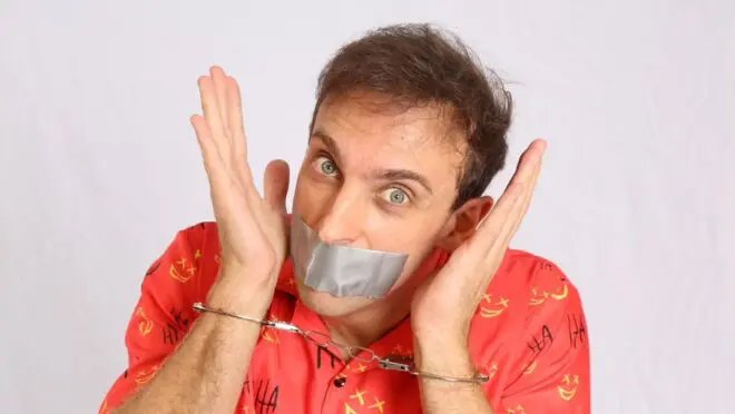 Leo Lins é absolvido na Justiça após ser condenado a 8 anos de prisão 3 leo lins 2